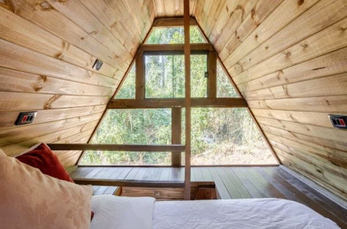 Imagen de la habitación del Hotel CHAL&Eacute;S SUI&Ccedil;OS - Rom&acirc;nticos na Natureza para Adultos. Foto 11
