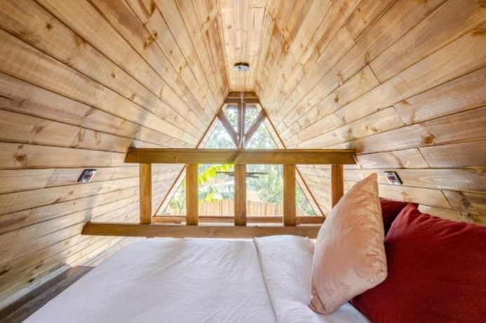 Imagen de la habitación del Hotel CHAL&Eacute;S SUI&Ccedil;OS - Rom&acirc;nticos na Natureza para Adultos. Foto 12