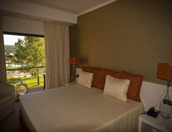 Imagen general del Hotel CHARCAS LAGOON. Foto 6