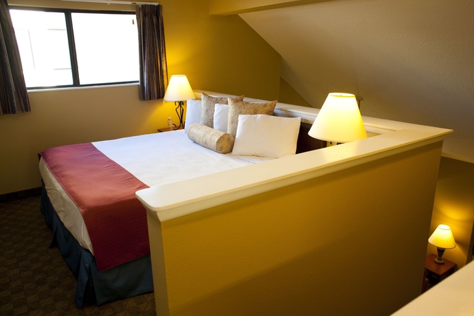 Imagen de la habitación del Hotel CHASE SUITE HOTEL. Foto 5