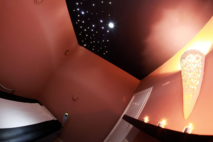 Imagen de los interiores del Hotel CHATEAU DE LIMELETTE. Foto 8