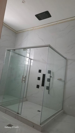 Imagen de la habitación del Hotel CHATEAU LE MARARA. Foto 8