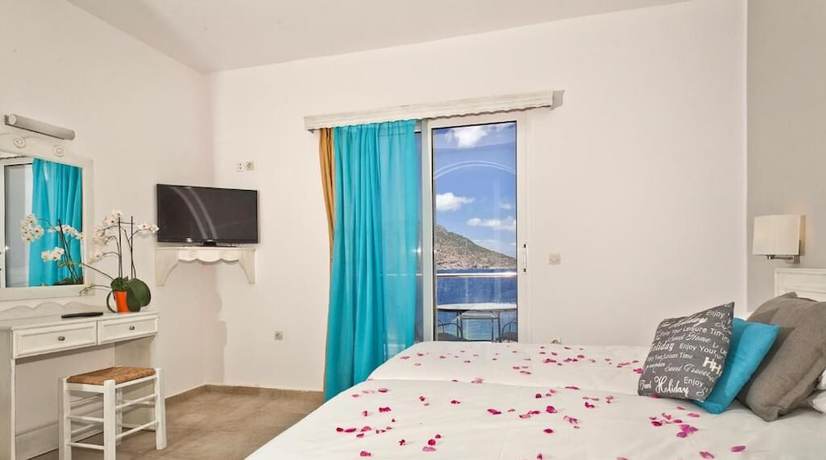 Imagen de la habitación del Hotel CHC Sound of the Sea. Foto 4