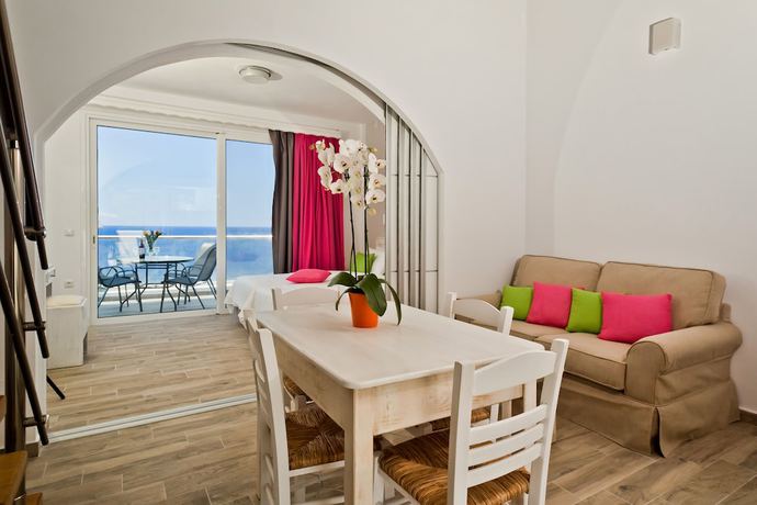 Imagen de la habitación del Hotel CHC Sound of the Sea. Foto 6