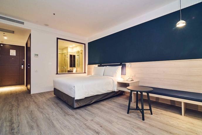 Imagen de la habitación del Hotel CHECK inn Select Taipei Nangang. Foto 17