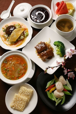 Imagen del bar/restaurante del Hotel CHECK inn Select Taipei Yangmingshan. Foto 4