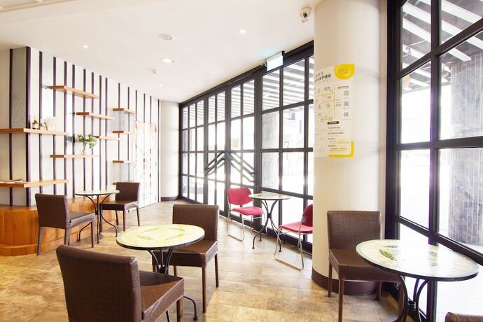 Imagen general del Hotel CHECK inn Taichung Ziyou. Foto 11