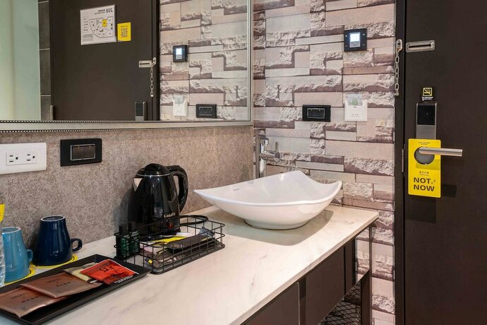 Imagen de la habitación del Hotel CHECK inn Taichung Ziyou. Foto 14