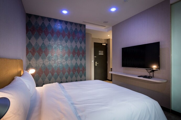 Imagen de la habitación del Hotel CHECK inn Taichung Ziyou. Foto 23