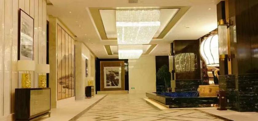 Imagen de los interiores del Hotel CHENGKONG KAIRUI INT. HOTEL (JINGMEN RAILWAY）. Foto 17