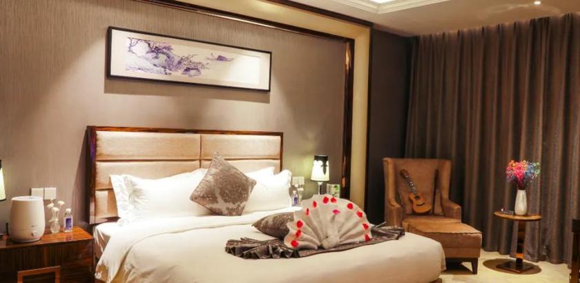 Imagen de la habitación del Hotel CHENGKONG KAIRUI INT. HOTEL (JINGMEN RAILWAY）. Foto 7