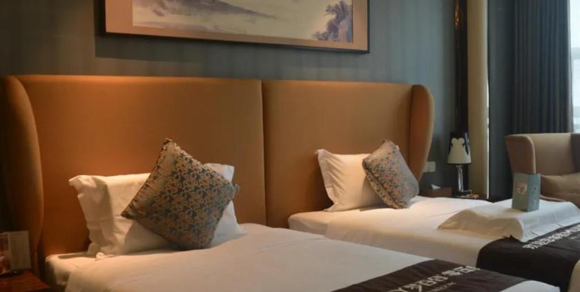 Imagen de la habitación del Hotel CHENGKONG KAIRUI INT. HOTEL (JINGMEN RAILWAY）. Foto 9