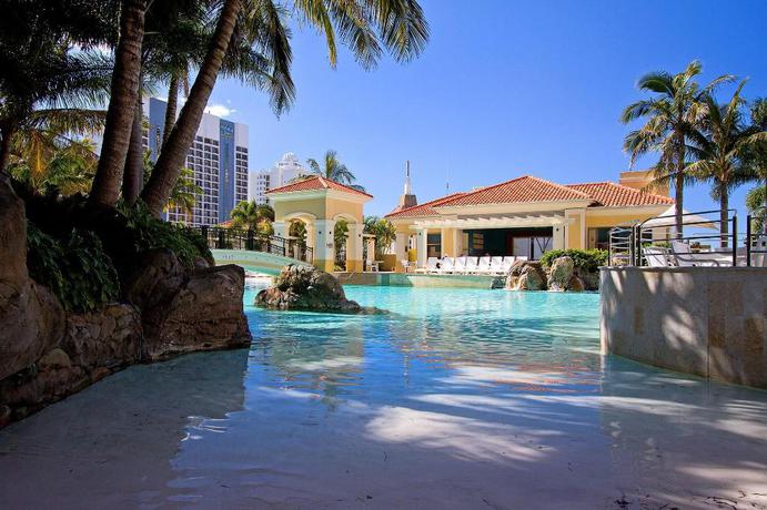 Imagen general del Hotel CHEVRON RENAISSANCE WE ACCOMMODATE. Foto 1