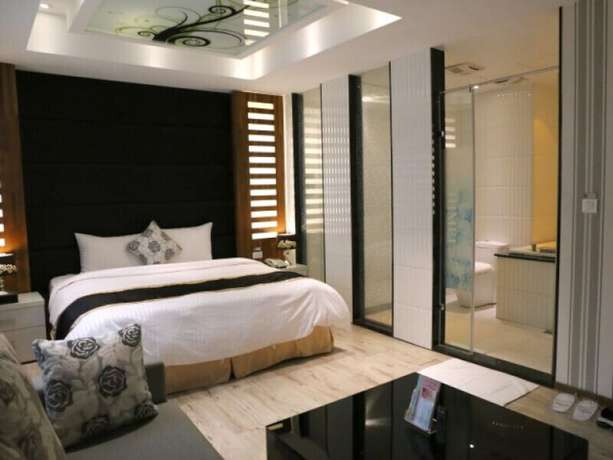 Imagen de la habitación del Hotel CHIMEI. Foto 15
