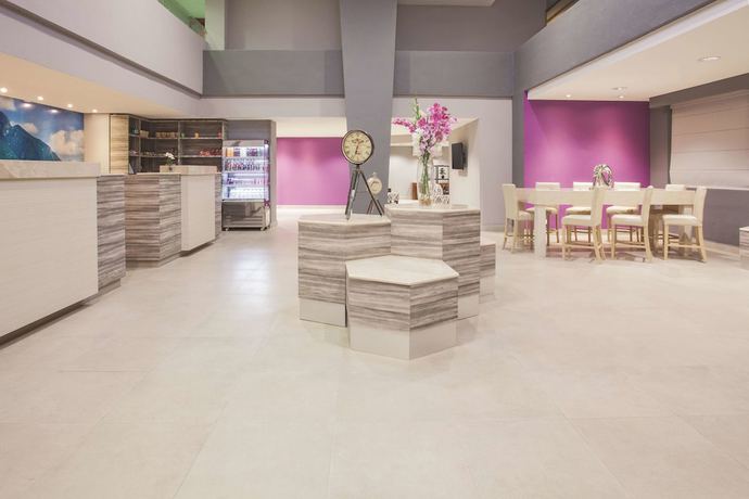 Imagen de los interiores del Hotel CHN Hotel Monterrey Centro, Trademark Collection by Wyndham. Foto 19