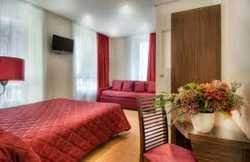 Imagen de la habitación del Hotel CHOISEUL OPERA HOTEL. Foto 6