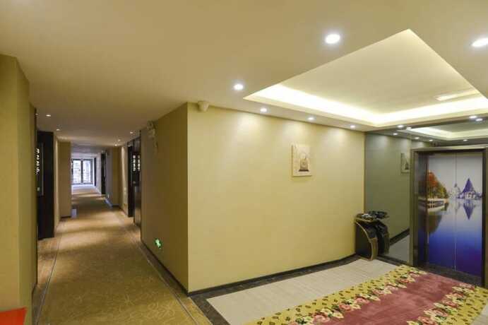 Imagen de los interiores del Hotel CHONPINES HOTEL ANSHUN TAIXIANG BAILI. Foto 13