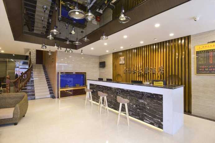 Imagen de los interiores del Hotel CHONPINES HOTEL ANSHUN TAIXIANG BAILI. Foto 17