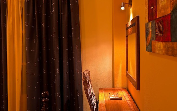 Imagen de la habitación del Hotel CHRIS HOTEL. Foto 9