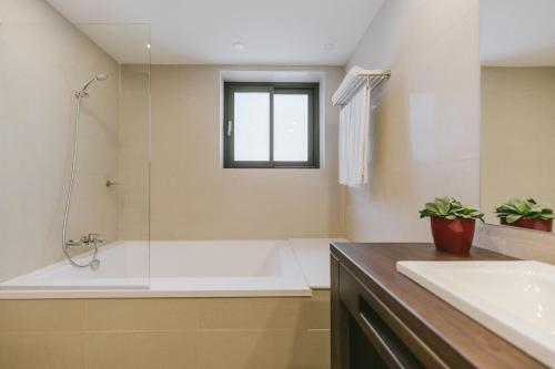 Imagen general del Hotel CIM Aparthotel. Foto 9