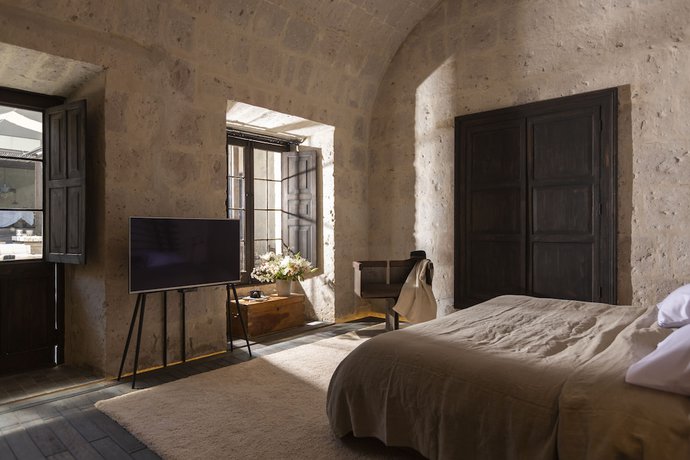 Imagen de la habitación del Hotel CIRQA - Relais and Ch&acirc;teaux. Foto 15