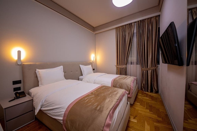 Imagen de la habitación del Hotel CITY CENTER HOTEL. Foto 5