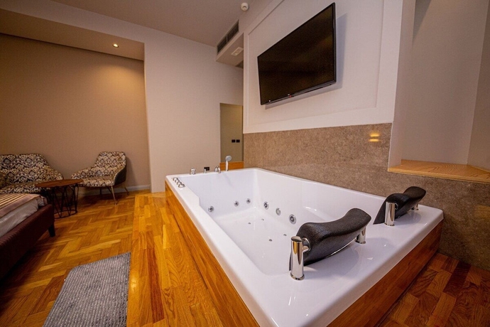 Imagen de la habitación del Hotel CITY CENTER HOTEL. Foto 12