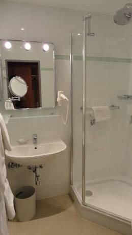 Imagen general del Hotel CITY HOTEL ALBRECHT. Foto 2