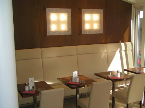 Imagen general del Hotel CITY HOTEL ALBRECHT. Foto 5