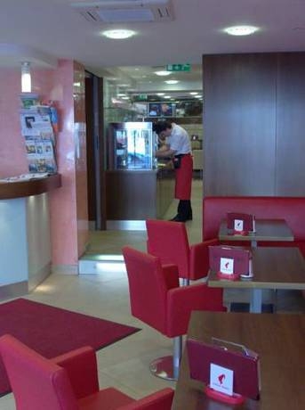 Imagen general del Hotel CITY HOTEL ALBRECHT. Foto 6