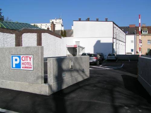 Imagen general del Hotel CITY HOTEL ALBRECHT. Foto 9