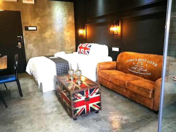 Imagen de la habitación del Hotel CJ House. Foto 11