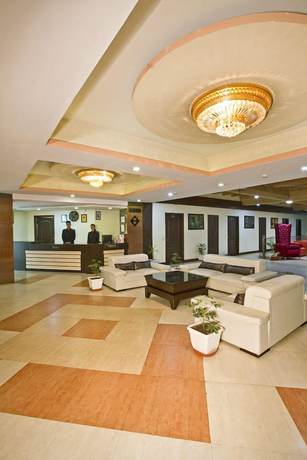 Imagen de los interiores del Hotel CK International. Foto 20