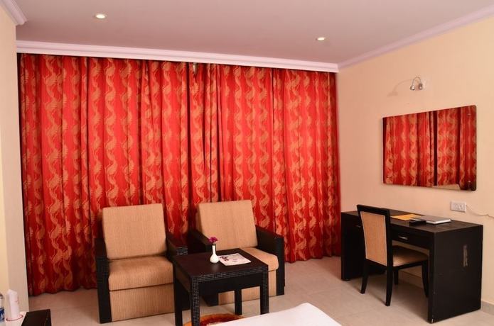 Imagen de la habitación del Hotel CK International. Foto 15