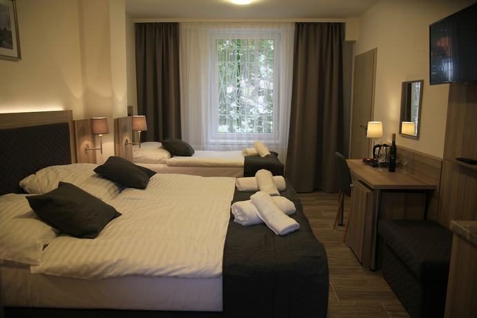 Imagen de la habitación del Hotel CK Park. Foto 15