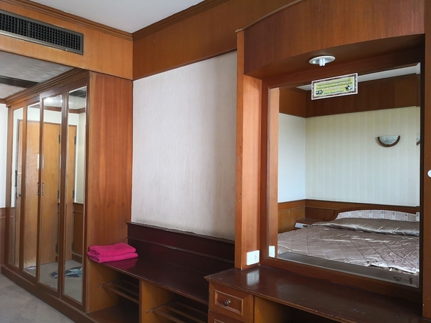 Imagen de la habitación del Hotel CL Garden Inn. Foto 10