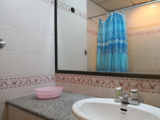 Imagen de la habitación del Hotel CL Garden Inn. Foto 14