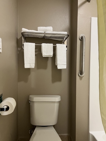 Imagen de la habitación del Hotel CLAIRMONT INN and SUITES. Foto 13