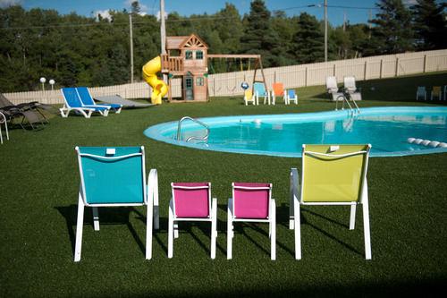 Imagen de la piscina del Hotel CLARENVILLE INN. Foto 6