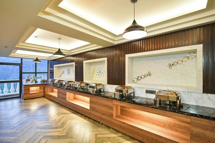 Imagen general del Hotel CLARET INN BY DLS HOTELS. Foto 3