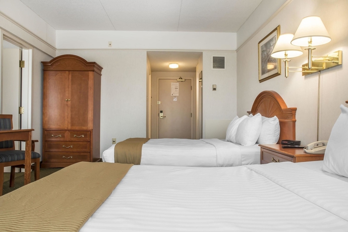 Imagen de la habitación del Hotel CLARION HOTEL and CONFERENCE CENTER, Fort Erie. Foto 3
