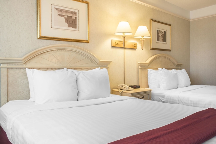 Imagen de la habitación del Hotel CLARION HOTEL and CONFERENCE CENTER, Fort Erie. Foto 7