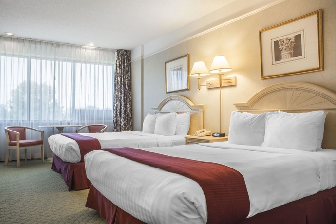 Imagen de la habitación del Hotel CLARION HOTEL and CONFERENCE CENTER, Fort Erie. Foto 9