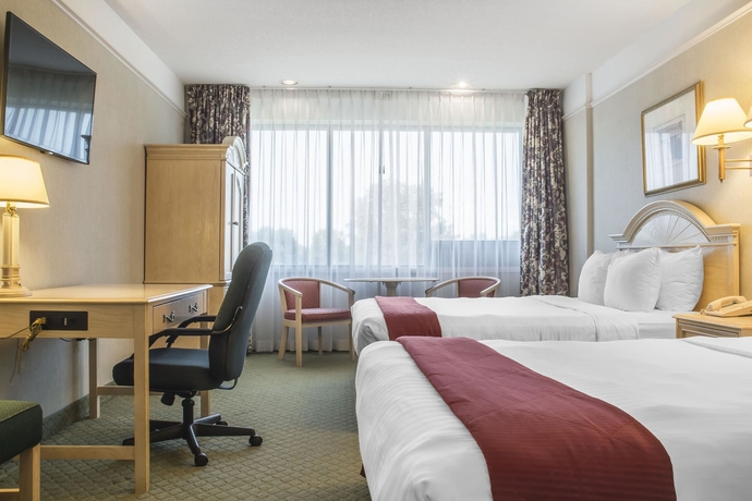 Imagen de la habitación del Hotel CLARION HOTEL and CONFERENCE CENTER, Fort Erie. Foto 13