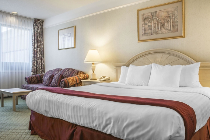 Imagen de la habitación del Hotel CLARION HOTEL and CONFERENCE CENTER, Fort Erie. Foto 14