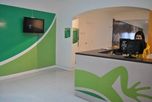 Imagen de los interiores del Hotel CLH Suites Santiago. Foto 7