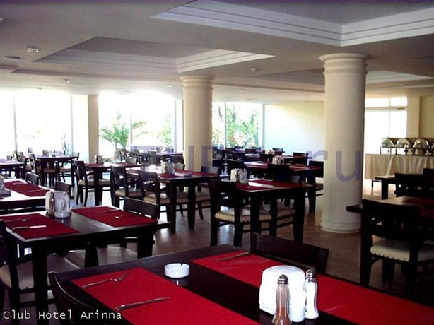 Imagen general del Hotel CLUB HOTEL ARINNA. Foto 2