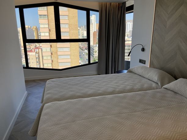 Imagen de la habitación del Hotel CLiMiA Belroy. Foto 7