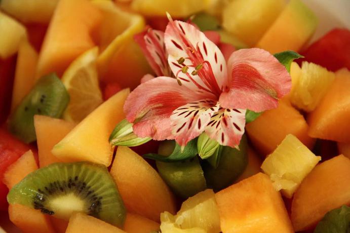 Imagen del bar/restaurante del Hotel CML Beach Resort and Water Park. Foto 13