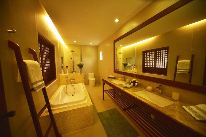 Imagen de la habitación del Hotel CML Beach Resort and Water Park. Foto 15